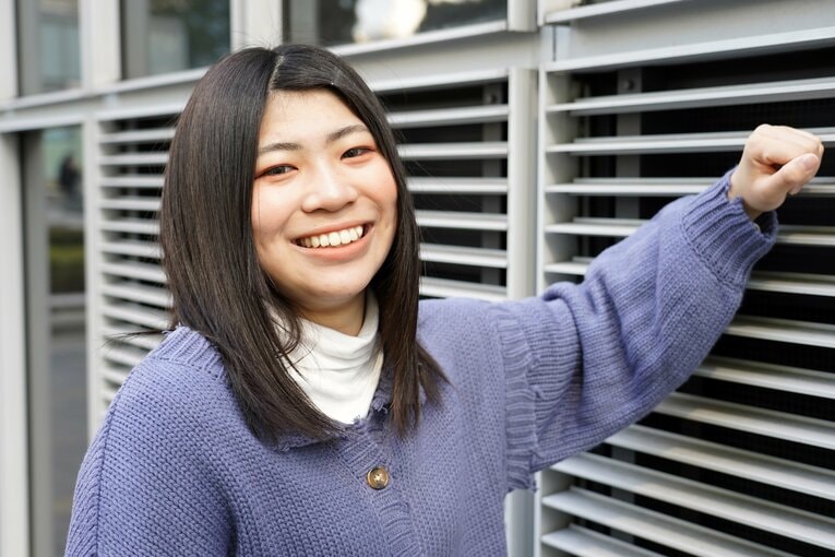 「私、学校では暗いんで…」妹思いの“現役女子高生ファイター”羽南が明かす「進路がプロレスラーになった日」《特別グラビア》(16)