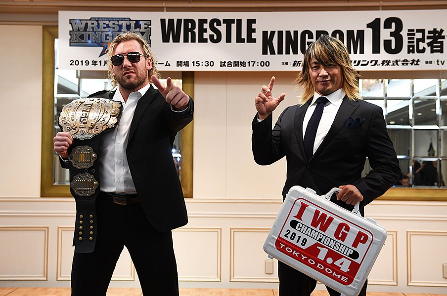 1.4東京ドームIWGP戦への大論争!ケニー・オメガと棚橋弘至の断絶。<Number Web> photograph by Essei Hara