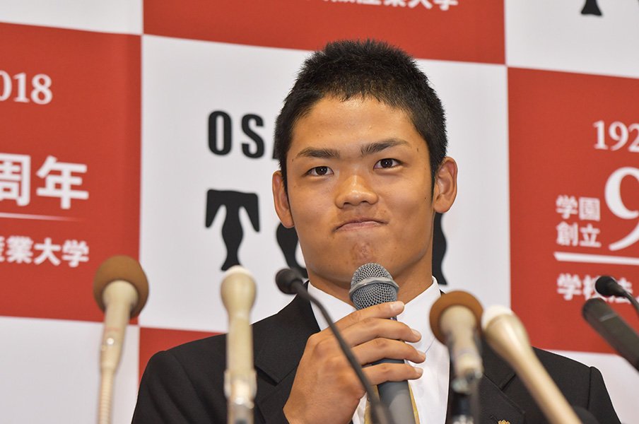 根尾昂が捕手になるのは本当にナシ?ぜひ一度試してほしい数多くの理由。<Number Web> photograph by Hideki Sugiyama