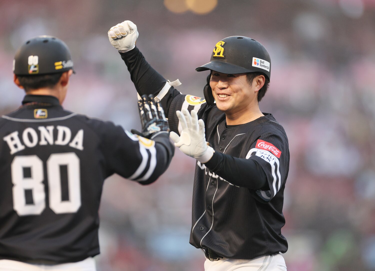 プロ初安打を放った際のソフトバンク川村　©JIJI PRESS