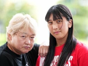 「クラッシュ・ギャルズに学んだ」“全女のスタイル”を継承する暁千華20歳とは何者か? 長与千種を直撃…「全女は大嫌いだけど大好き」松永兄弟の遺言