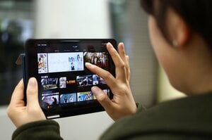 【NEW】箱根駅伝“ひとり勝ち”視聴率…令和でなぜ？「歩道から男が乱入」「まさかの途中棄権」お茶の間が夢中に…裏番組は勝負捨てたか