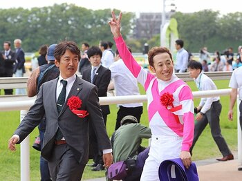 今年すでに重賞4勝、GIは初勝利。NHKマイル制覇は藤岡佑介の転機だ。＜Number Web＞ photograph by Yuji Takahashi