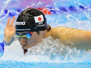 「世界水泳メダル2個も問題だが…」競泳日本代表に今、何が起きているのか？ コーチ「20年前に戻ってしまった」のコメントが示す“重大な課題”＜Number Web＞ photograph by JIJI PRESS