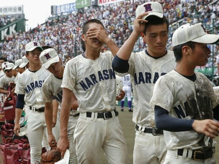 習志野には「人間の教科書」がある。小林監督が敗れても悔やまない理由。＜Number Web＞ photograph by Kyodo News