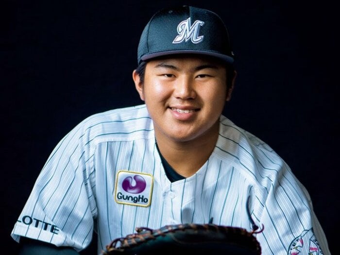 「見たことがない速さにビックリ」佐々木朗希20歳の全投球を受けた18歳捕手・松川虎生が明かす究極の一球とは?「スイッチの入れ方が全然違います」《球宴史上最年少デビュー》<Number Web> photograph by Asami Enomoto
