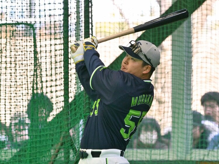 軽く振ってスタンドイン」の迫力！ ヤクルト村上宗隆“ラストイヤー”へ