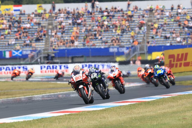 序盤は3番手と好位置で戦っていた中上。もちろんホンダ勢で最上位だった