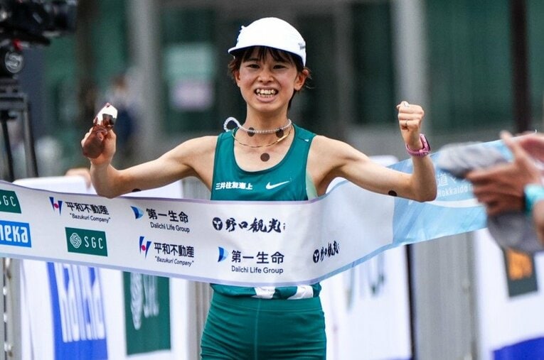 初マラソンとなった北海道マラソンで2位に食い込んだ不破聖衣来（三井住友海上）。かつての「天才少女」はなぜ大舞台に戻ってこられたのか ／ photograph by Satoshi Wada