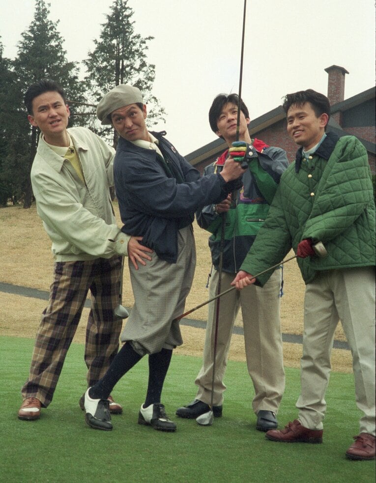 1992年3月、テレビの撮影でウッチャンナンチャンの2人と。当時浜田雅功が28歳、松本人志も28歳　©Sankei Shimbun