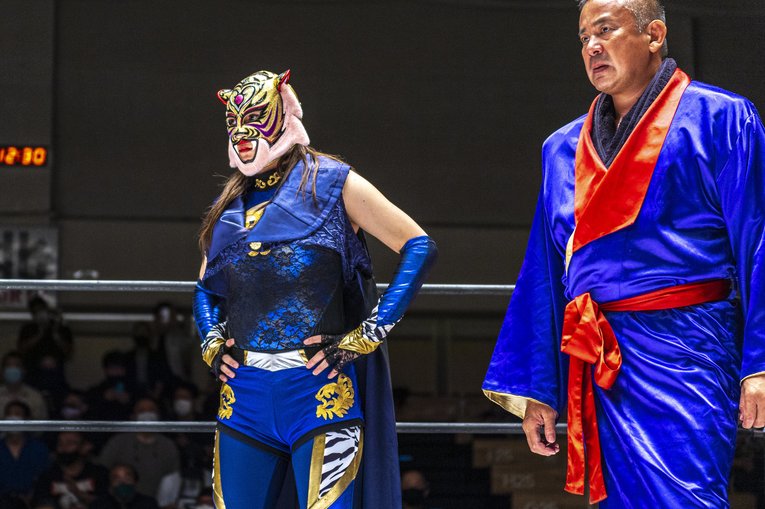 タイガー・クイーンと西村修