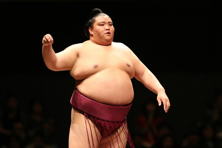 先場所11勝、関脇の御嶽海 ／ photograph by AFLO