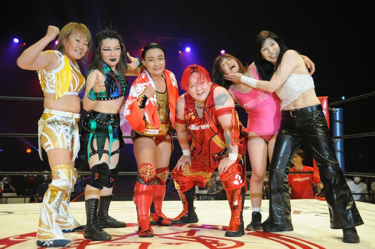 GAEA復活祭での一枚。盟友たちと笑顔を見せた　©Marvel Compony