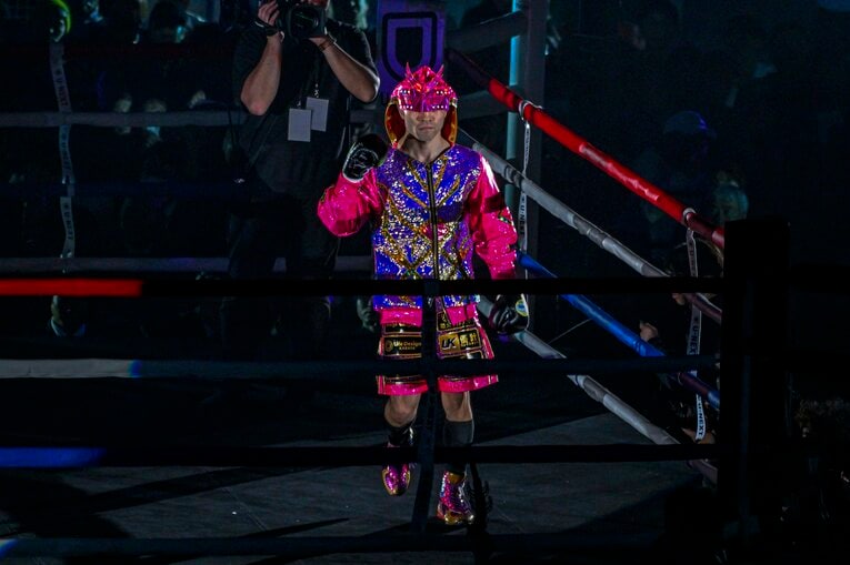 寺地拳四朗vs.ユーリ阿久井政悟。3月13日、両国国技館　©Takuya Sugiyama