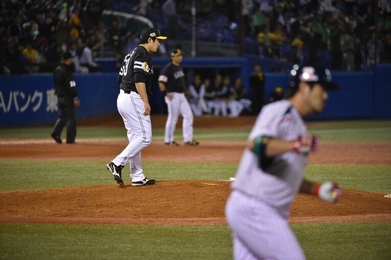 ソフトバンク時代、2015年に古巣ヤクルトとの日本シリーズでも登板した五十嵐亮太　©Hideki Sugiyama
