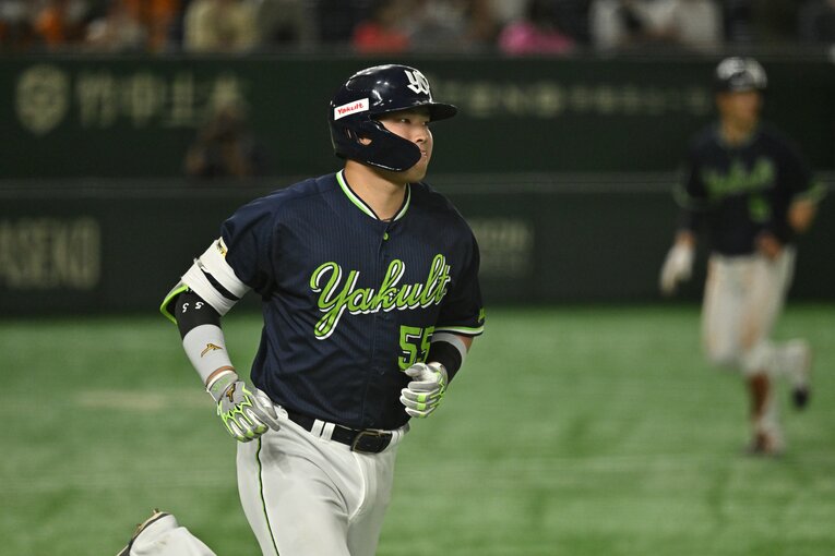 首位ヤクルトの4番として大活躍を見せる村上　©HIdeki Sugiyama