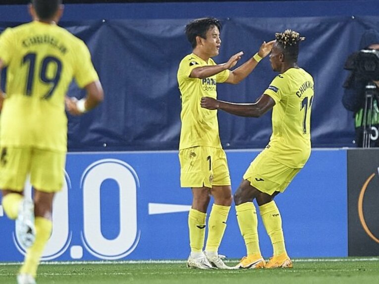 ビジャレアル移籍後初ゴールを決めて歓喜する久保建英 ／ photograph by Getty Images