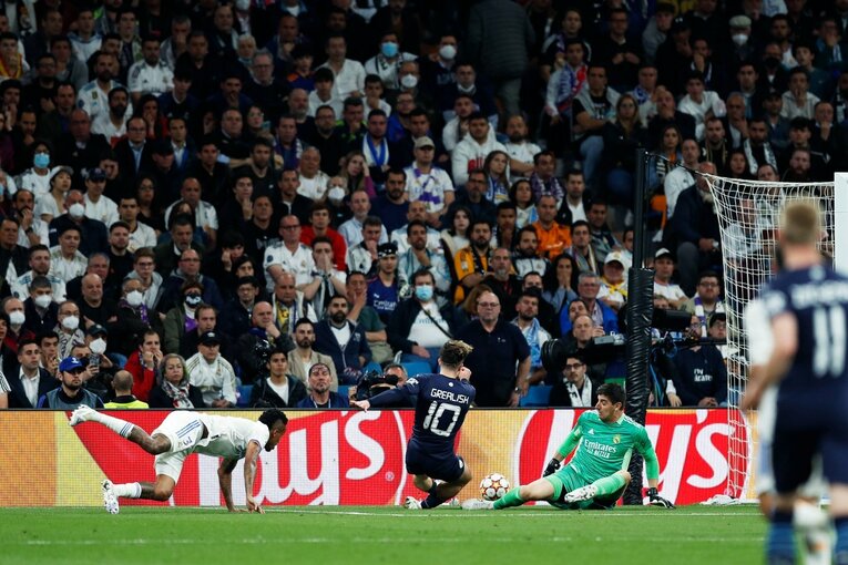 なぜレアル・マドリーは「CLで異常に勝負強い」のか “完璧だったはず”のマンCを逆転…カメラマンが震えた「伝統と成功体験の継承」(52)