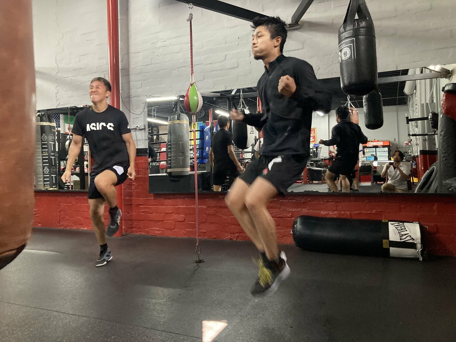 ロサンゼルスで厳しいトレーニングをこなす中谷潤人　©︎Daisuke Sugiura