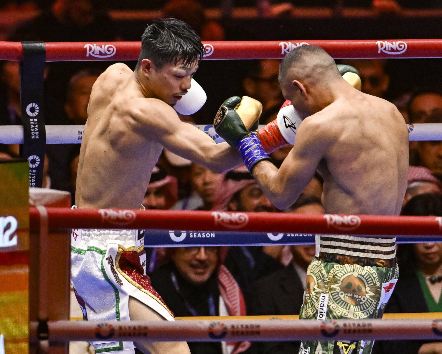 中谷潤人はエルナンデス相手に苦戦を強いられるも判定勝利を収めた　©️Hiroaki Finito Yamaguchi