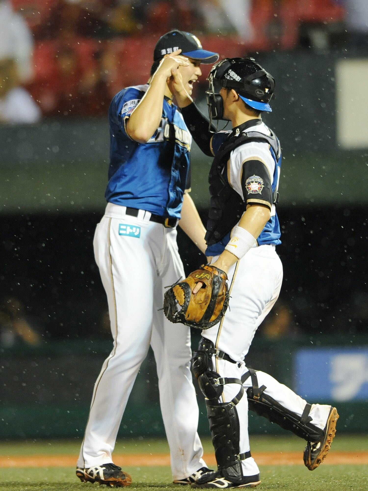 ファイターズ入団2年目、7月の楽天戦16奪三振で完投勝利を収めた大谷　©︎JIJI PRESS
