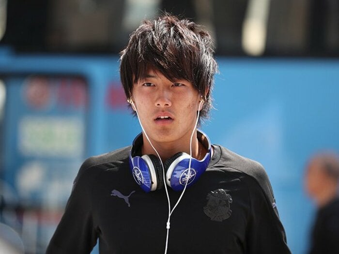 名波、森保両監督が「待ってるぞ」。小川航基、膝の恐怖を消すために。＜Number Web＞ photograph by J.LEAGUE PHOTO