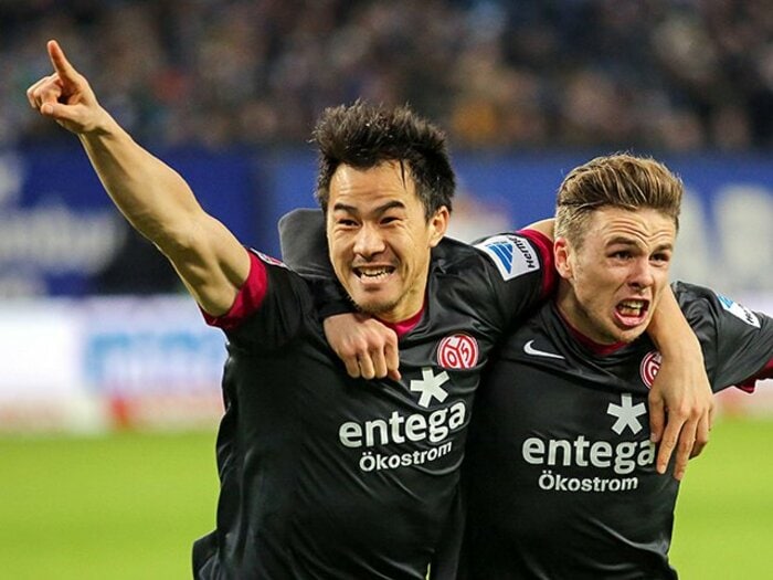 8試合で7ゴール、1トップが天職か。「シンジ」を岡崎慎司の代名詞に。＜Number Web＞ photograph by AFLO