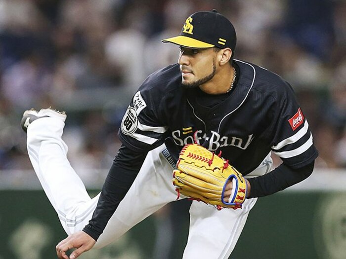 ホークス得意の後半戦ブーストが!逆転優勝はスアレス復帰で見えた。<Number Web> photograph by Kyodo News