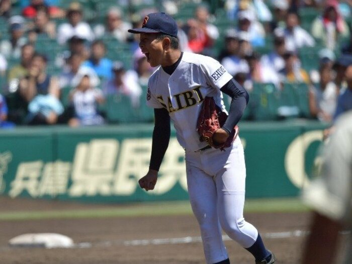 エース依存から一歩踏み出した済美。「きょうの池内は頼もしくて」＜Number Web＞ photograph by Hideki Sugiyama