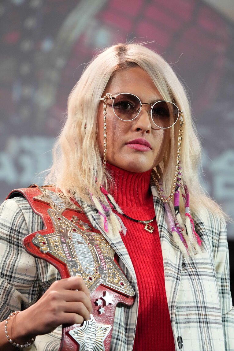 「ヤツはド変態ですよ（笑）」スターダム新女王・ジュリアは“妹”との初防衛戦に何を思う？「心にぶっ刺さる戦いを」《新春特別グラビア》(32)