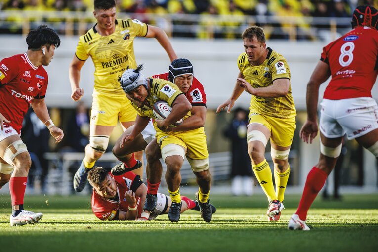 FL 山本凱／東京サントリーサンゴリアス「坂本と同様に、タックルで目立てる選手。W杯に選出された同僚・下川甲嗣の存在は刺激になっているはず」©︎Kiichi Matsumoto