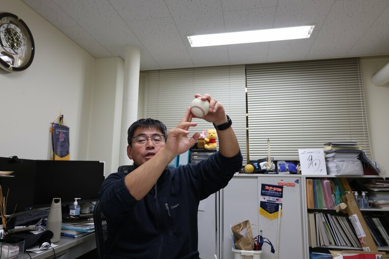 佐々木のリリースポイントには天性のタイミングがあるという　©NumberWeb