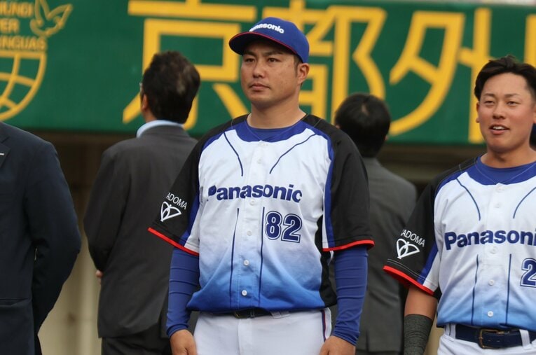 今季限りでの休部が発表されているパナソニック野球部で、最期の監督となる35歳の井上貴晴氏　©Fumi Sawai