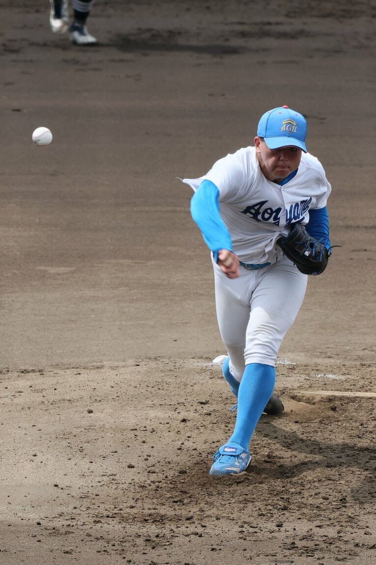 大学ジャパン合宿で見せた中西の投球フォーム　©Shigeki Yamamoto