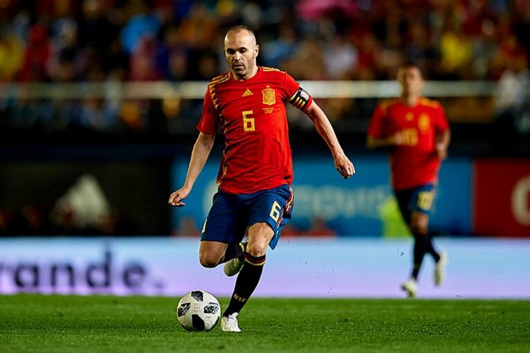 Jを背負うのは日本人だけじゃない！W杯に出場する7人＋イニエスタ。(5)