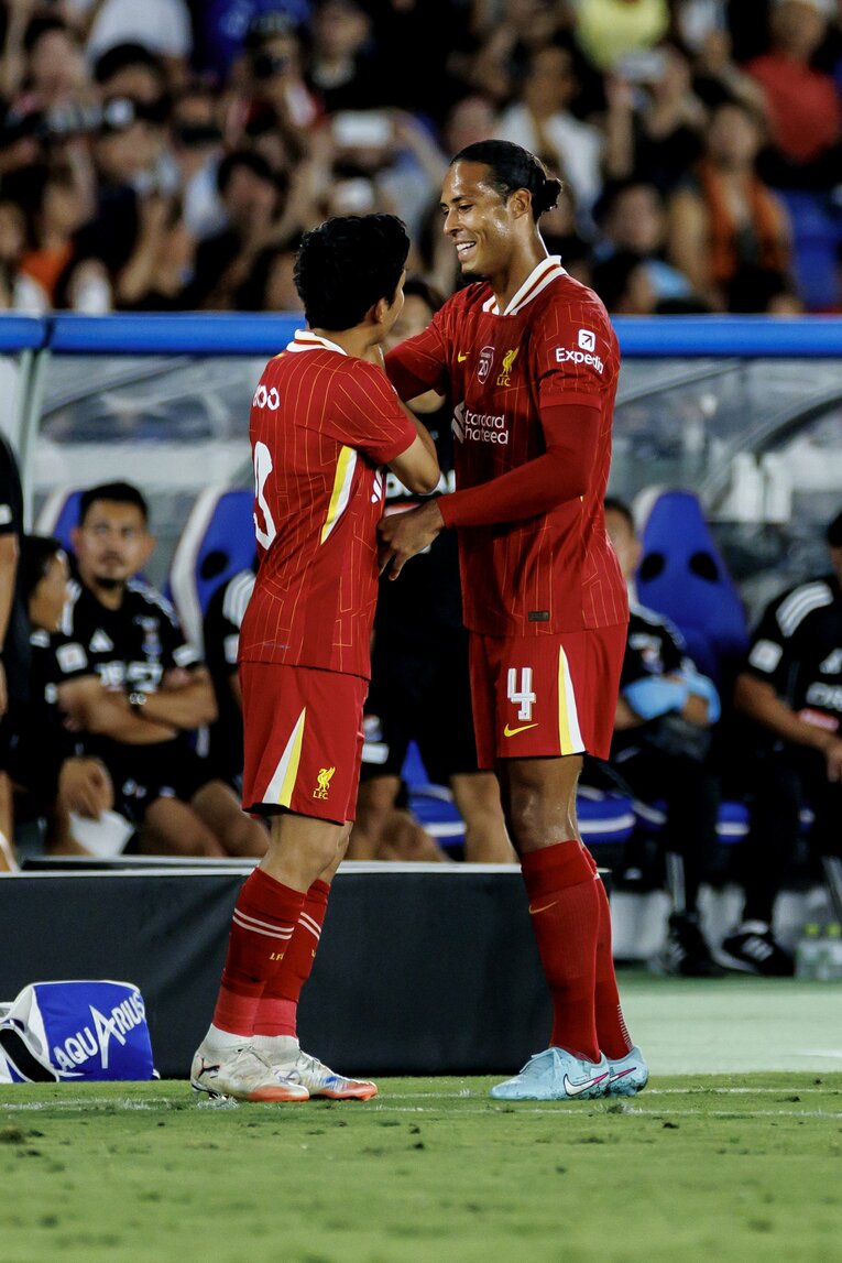 【リバプールで愛されるワタ・エンドウ（全20枚超）】（当時。リバプール＆日本遠征レア写真はまだまだ続きます）　©Kiichi Matsumoto