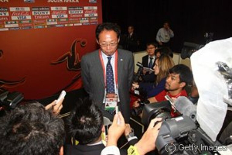 日本人にとって、W杯とはいったい何なのか。～指揮官・岡田武史に問う～(2)