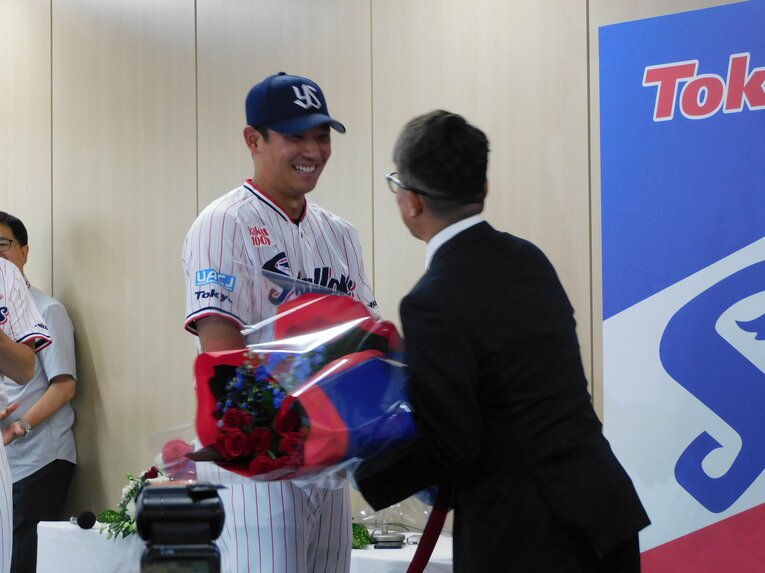 引退会見で　©Number Web
