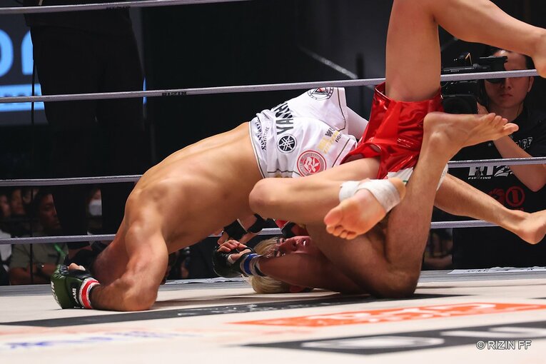 『RIZIN.43』クレベル・コイケvs.鈴木千裕　©RIZIN FF