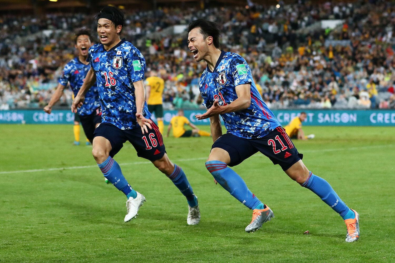 3月24日、途中出場のMF三笘薫の2ゴールでオーストラリアを破り、W杯出場を決めた　©︎Getty Images