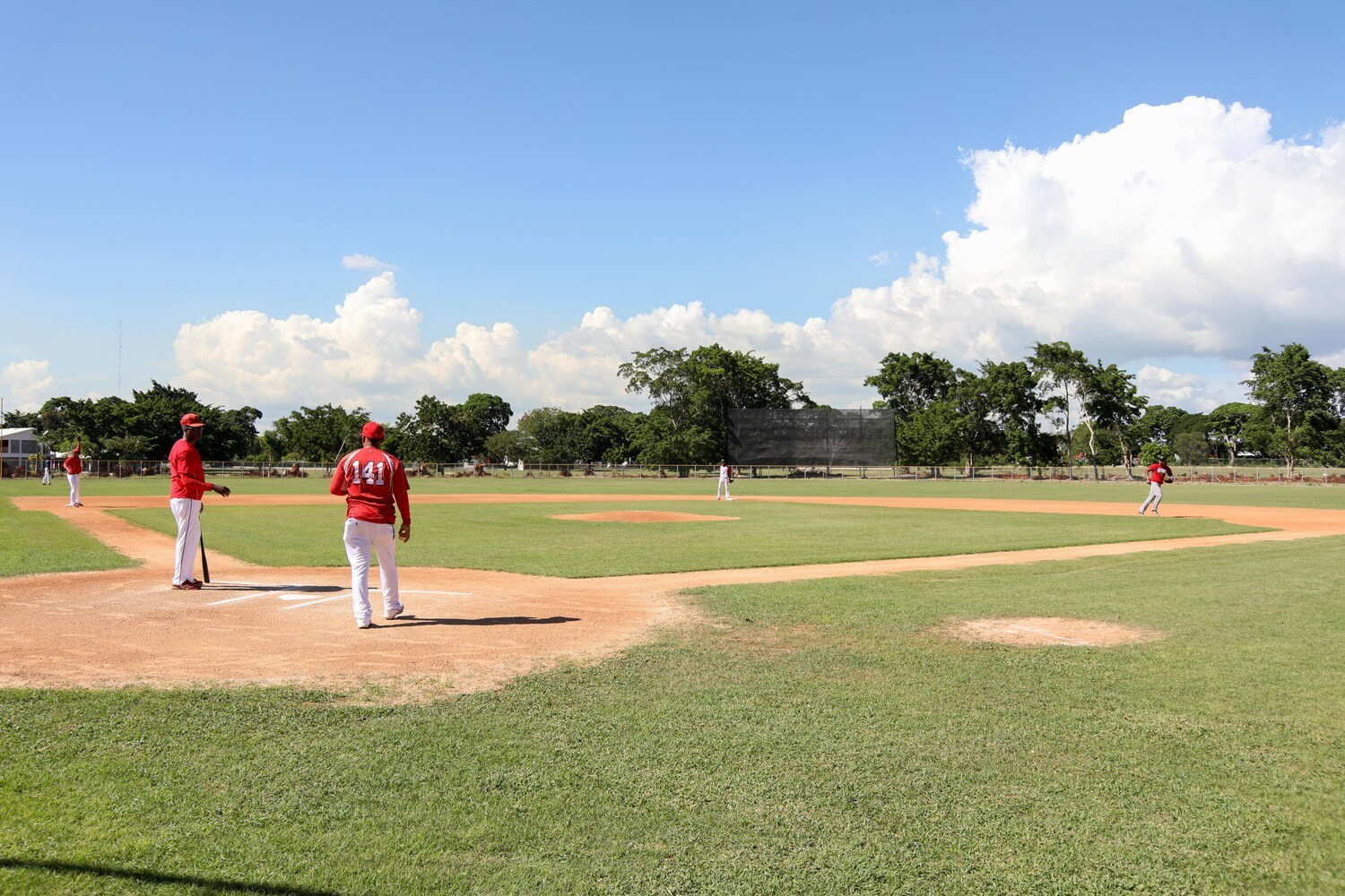 活動を再開したカープアカデミーの練習風景　©Hiroshima Toyo Carp