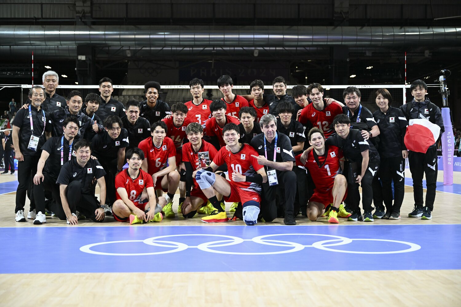 国旗を手にした坂本マネージャーの姿も　©︎Asami Enomoto/JMPA