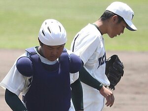 市立和歌山の2年バッテリーが強烈。小園健太と松川虎生の巨大な将来性。