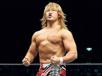 プロレス大賞MVP、棚橋が立つ「ド真ん中」。~受賞3回目、次の野望は猪木超え~<Number Web> photograph by NIKKAN SPORTS