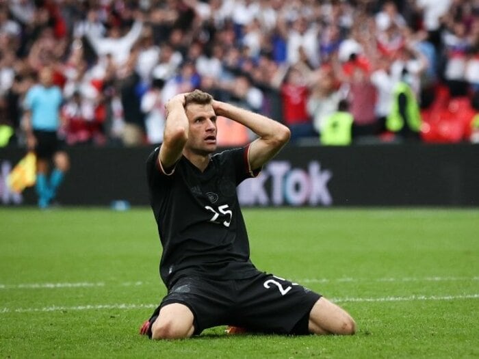 失われた「なんとかなる」という伝統…無策のまま散ったドイツの悲しい現実と「レーブ後」への期待＜Number Web＞ photograph by Getty Images