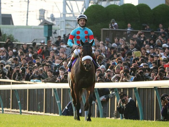 アーモンドアイ年度代表馬は堅い?2018年のJRA各賞を予想してみた。<Number Web> photograph by Satoshi Hiramatsu