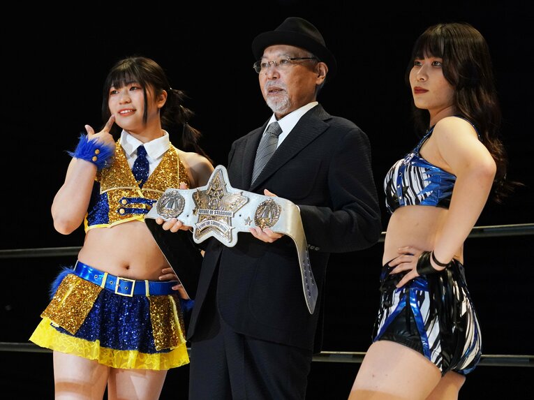 「もし双子じゃなかったら…」“スターダムの女子高生3姉妹”の末妹・妃南15歳に聞く「姉たちに伝えたいこと」《特別グラビア》(31)