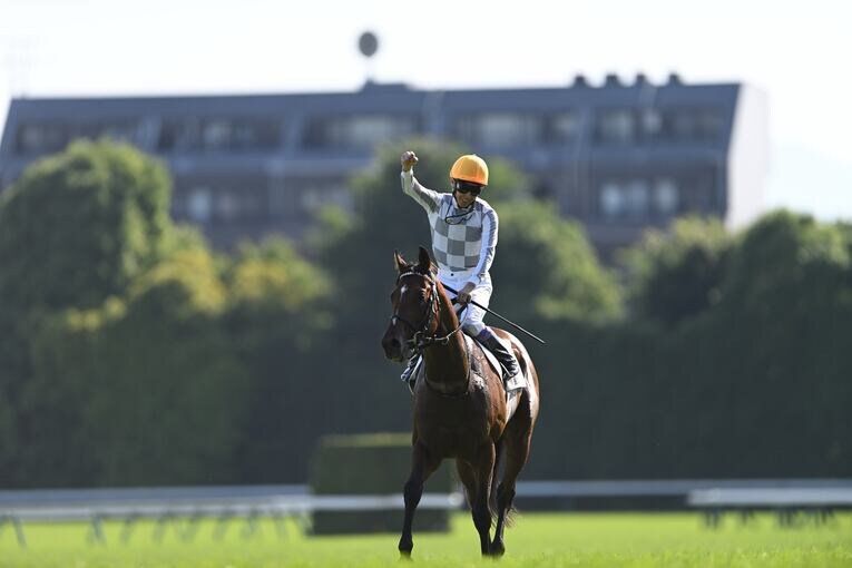 武とドウデュース　©Keiji Ishikawa