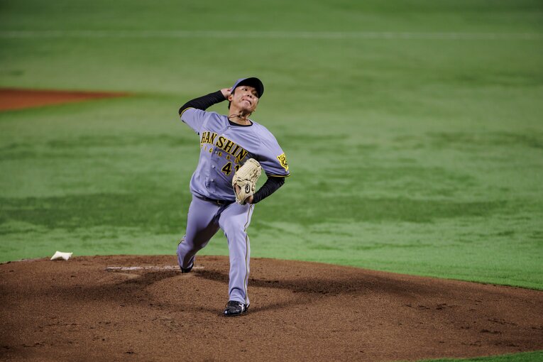 昨年の日本シリーズで先発した村上　©︎Kiichi Matsumoto