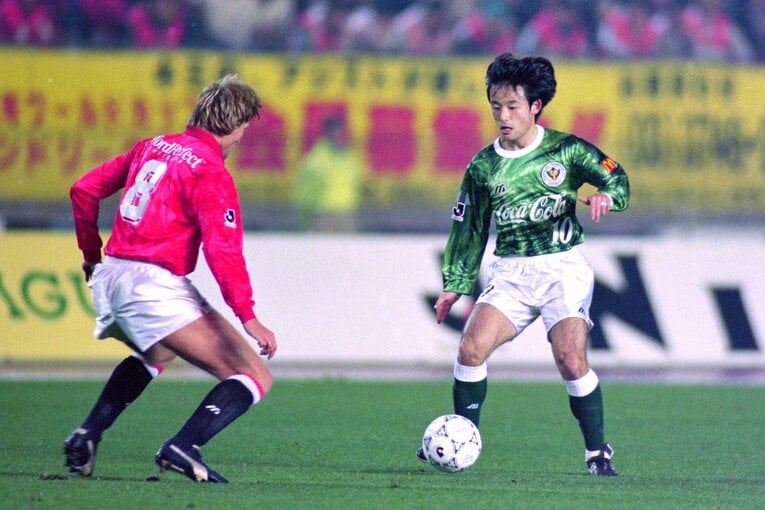 Jリーグが開幕した1993年はリーグ6試合の出場に留まった菊原志郎　©︎Etsuo Hara/Getty Images